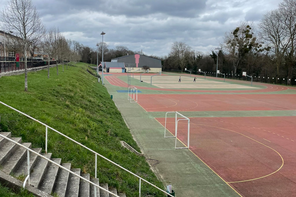 Terrains de sport de l'établissement Saint-Charles - Athis-Mons